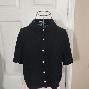 Hot Topic Black Button-Up Top